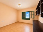 Brilliant 2 bedroom apartment in desirable complex in Costa Teguise - Costa Teguise - Property Picture 1