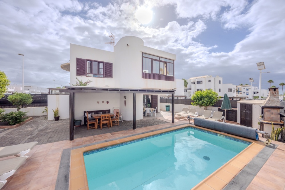 2 bedroom house just 5 miuntes from the beach in Puerto del Carmen - Puerto del Carmen - lanzaroteproperty.com